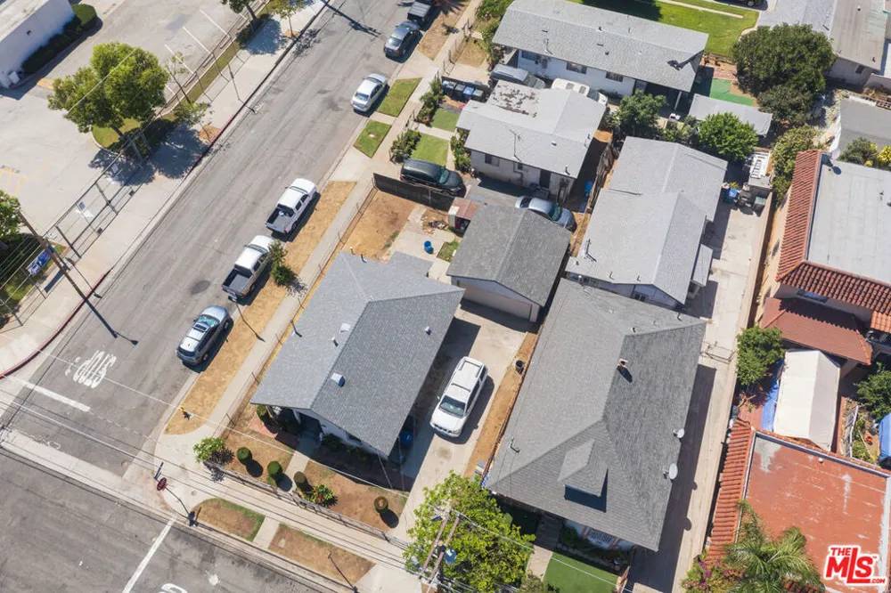 301 McDonnell Avenue Los Angeles, CA 90022
