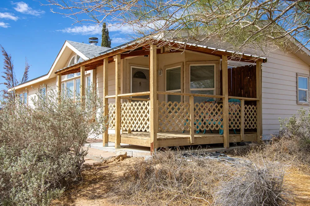1959 Yetters Lane Landers, CA 92285