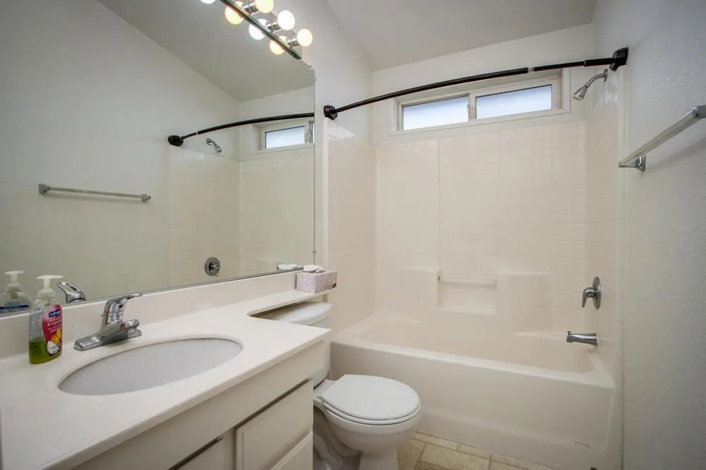 1959 Yetters Lane Landers, CA 92285