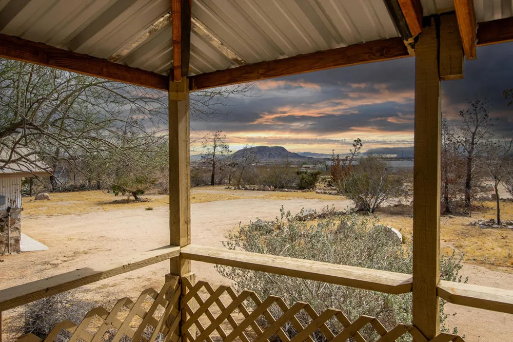 1959 Yetters Lane Landers, CA 92285