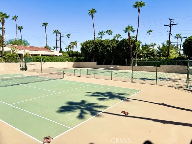 200 E Racquet Club Palm Springs, CA 92262