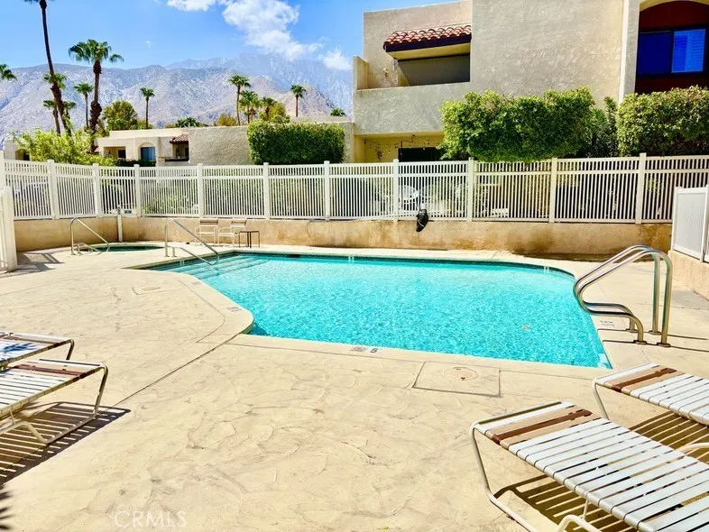 200 E Racquet Club Palm Springs, CA 92262