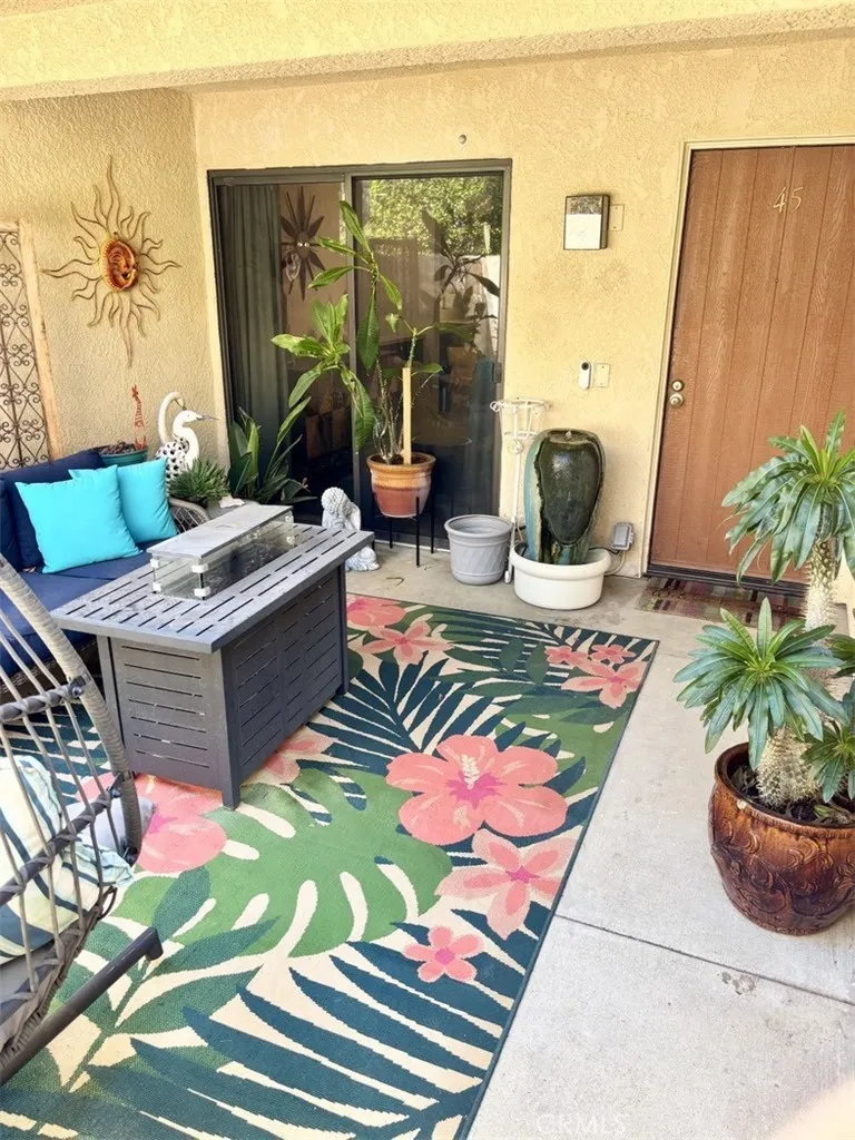 200 E Racquet Club Palm Springs, CA 92262