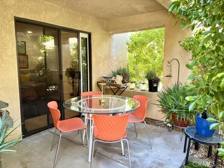 200 E Racquet Club Palm Springs, CA 92262