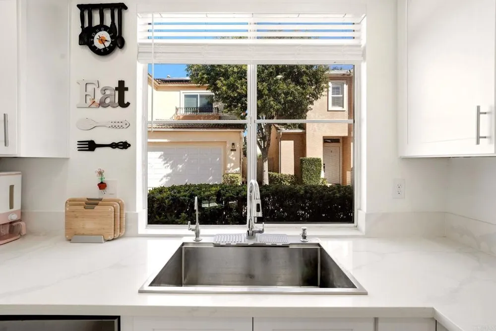 1141 La Vida Court Chula Vista, CA 91915