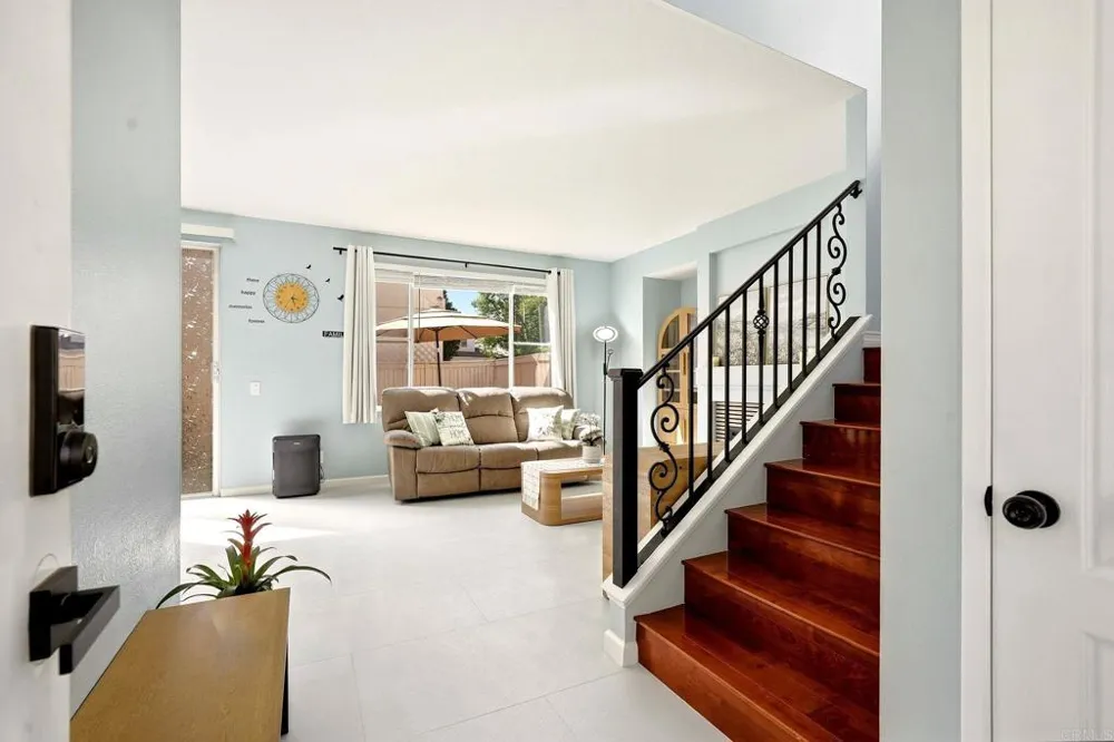 1141 La Vida Court Chula Vista, CA 91915