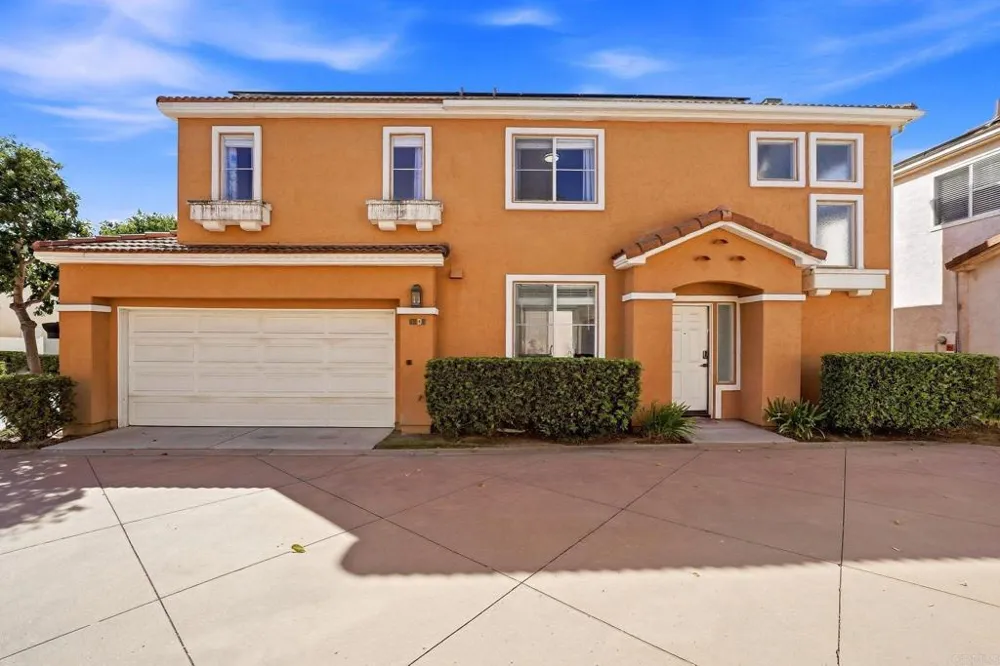 1141 La Vida Court Chula Vista, CA 91915
