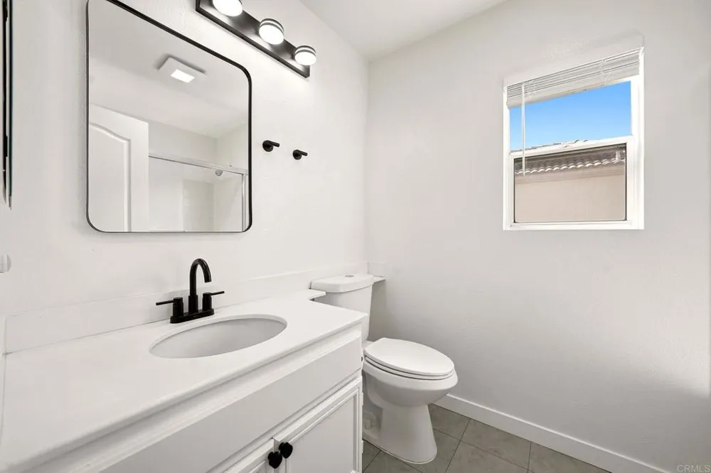 1141 La Vida Court Chula Vista, CA 91915