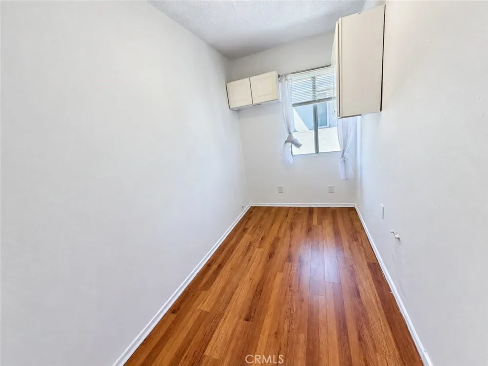 1808 10th Street #D Santa Monica, CA 90404