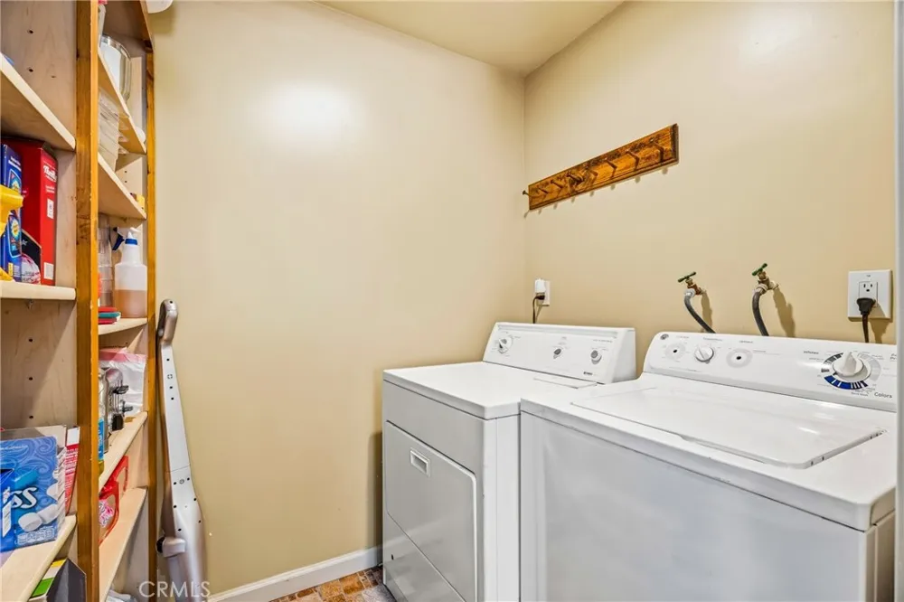 27394 Onlee Saugus, CA 91350