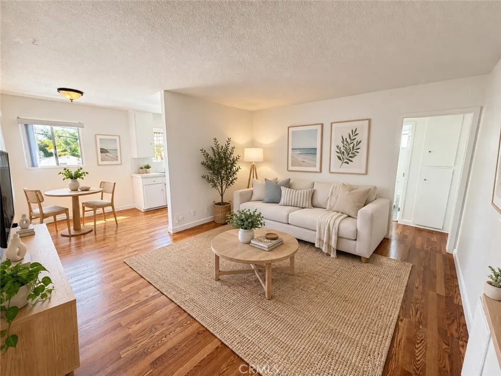 1808 10th Street #F Santa Monica, CA 90404