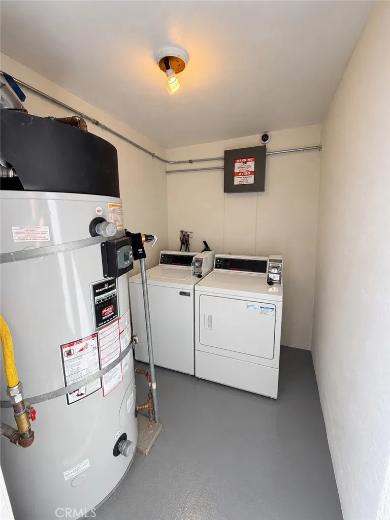 1808 10th Street #F Santa Monica, CA 90404