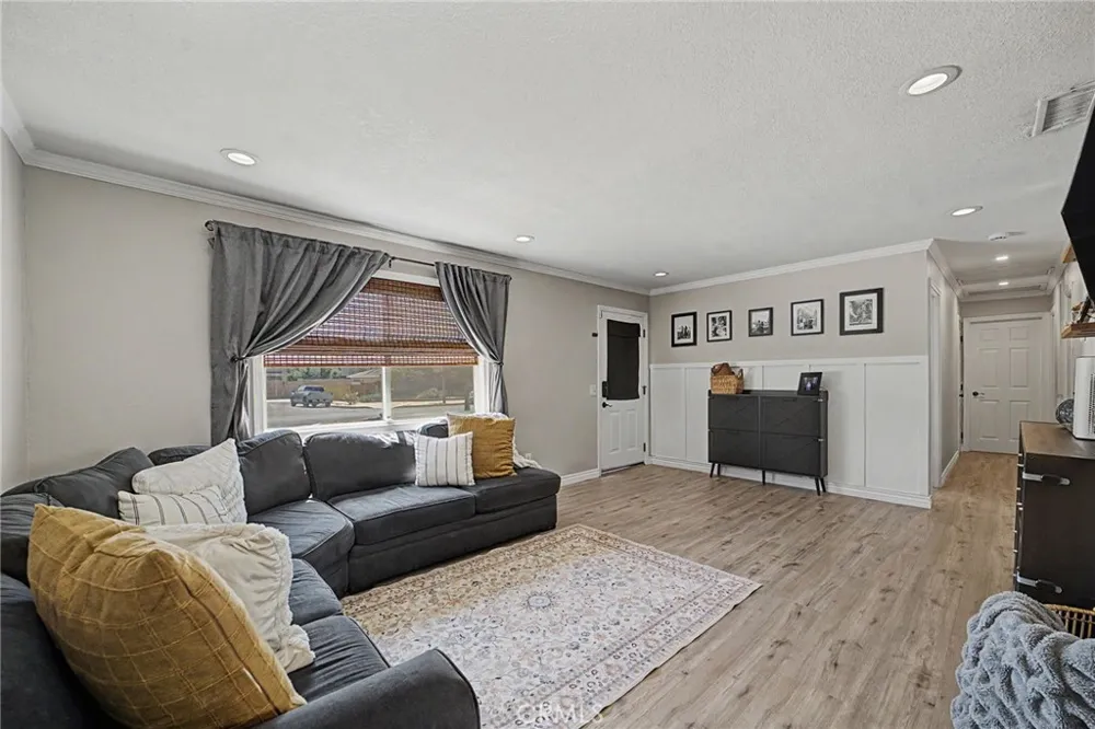 11996 Chervil Street Rancho Cucamonga, CA 91739