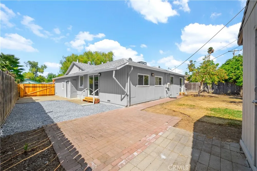 1416 Lomas Sacramento, CA 95822