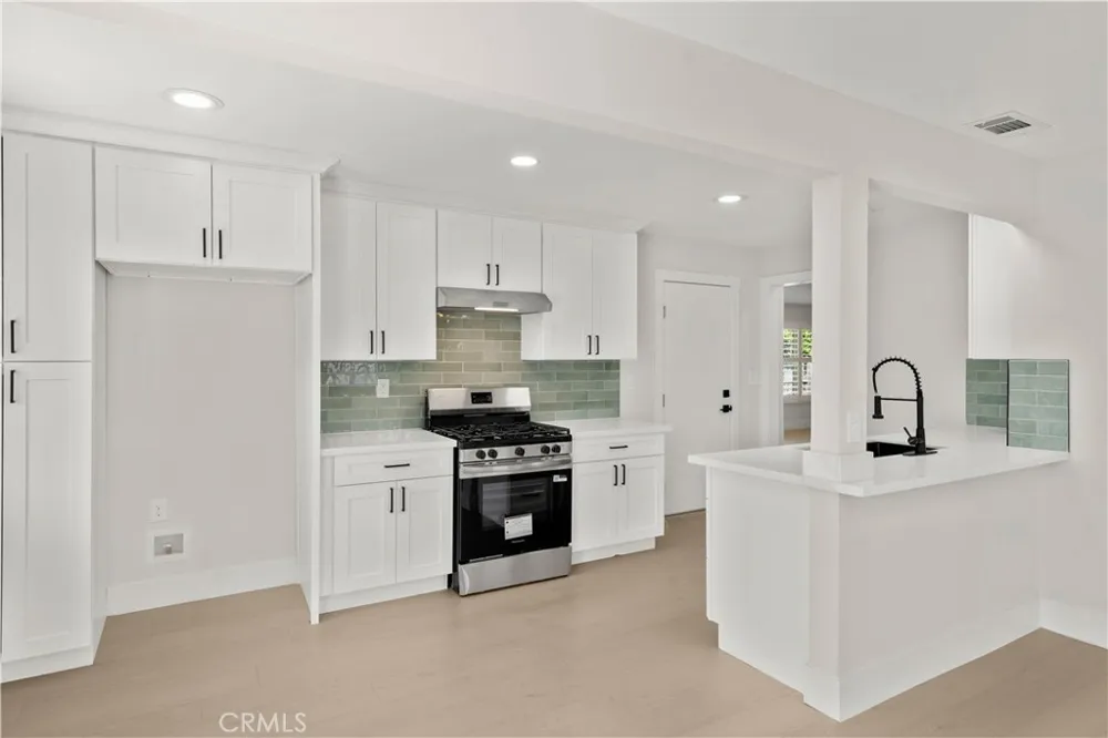 1416 Lomas Sacramento, CA 95822