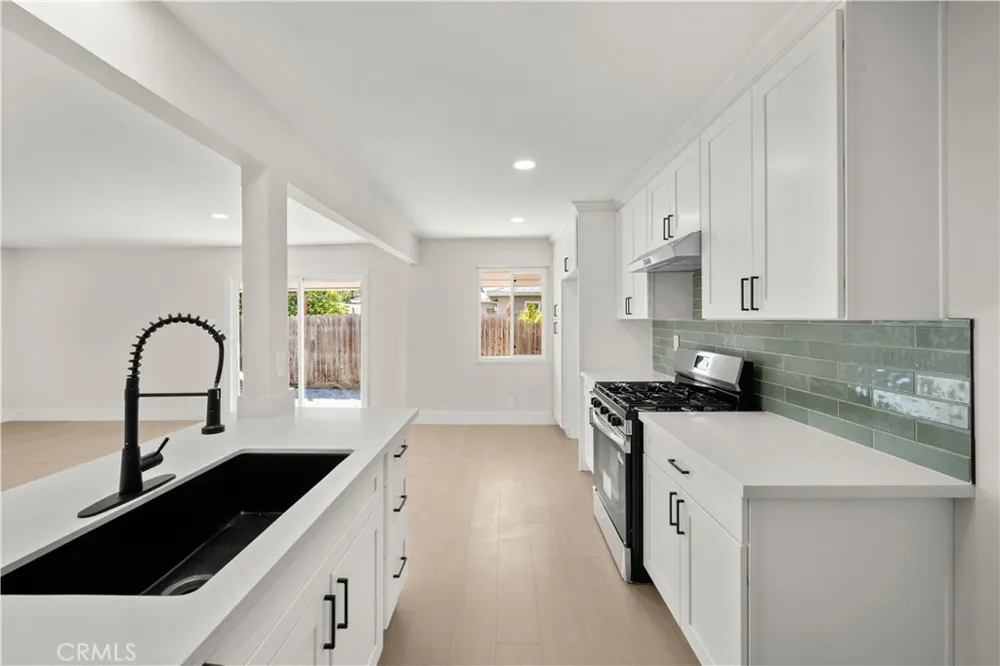 1416 Lomas Sacramento, CA 95822