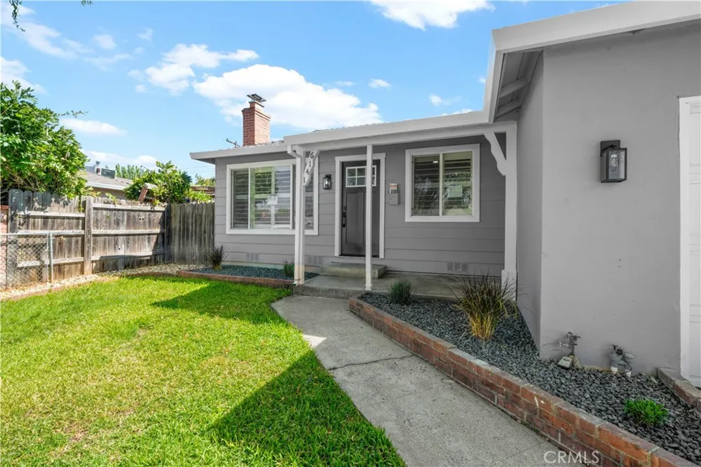 1416 Lomas Sacramento, CA 95822