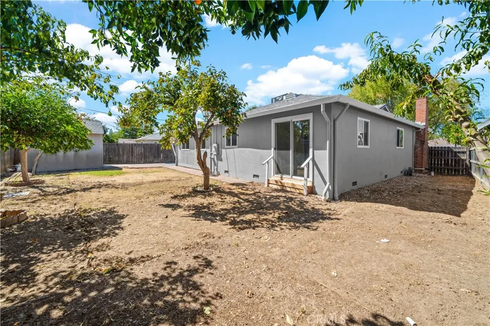 1416 Lomas Sacramento, CA 95822
