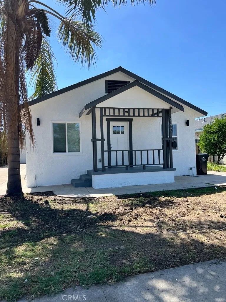 2620 W Olive Avenue Fullerton, CA 92833