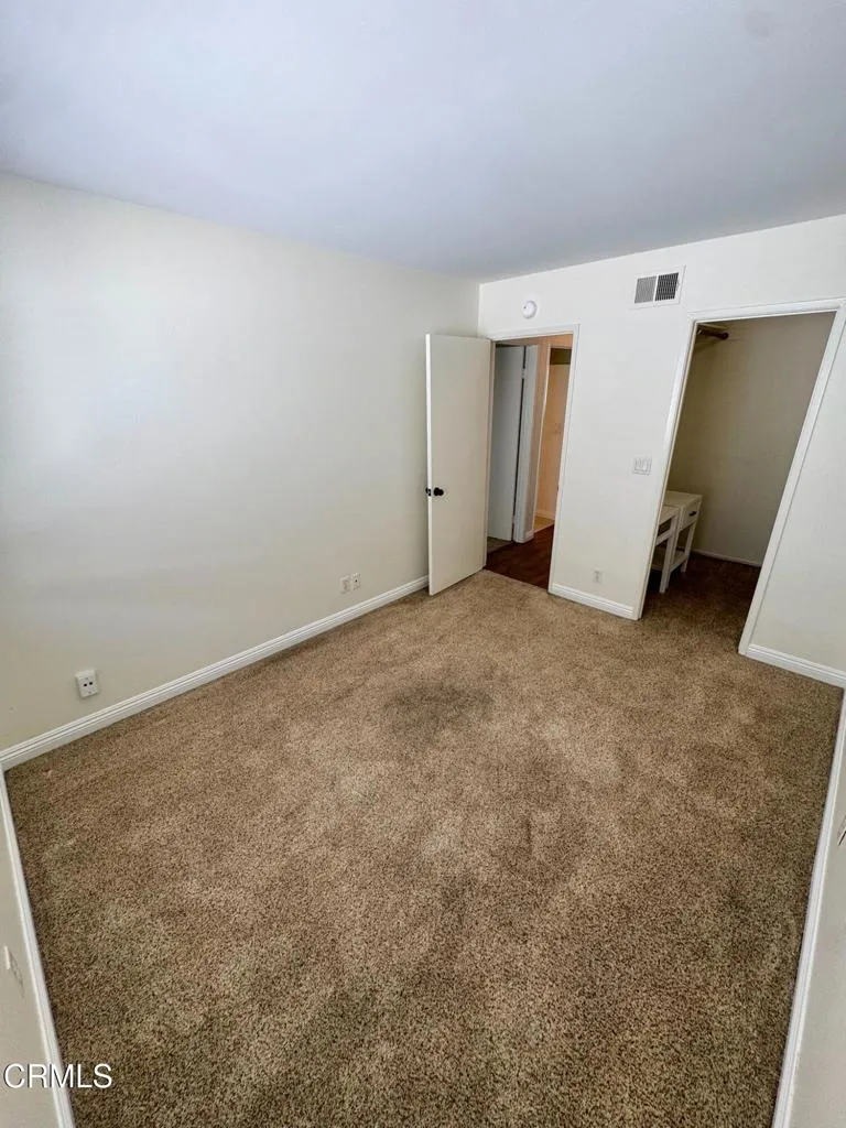 1136 Acadia Place #4 Ventura, CA 93003