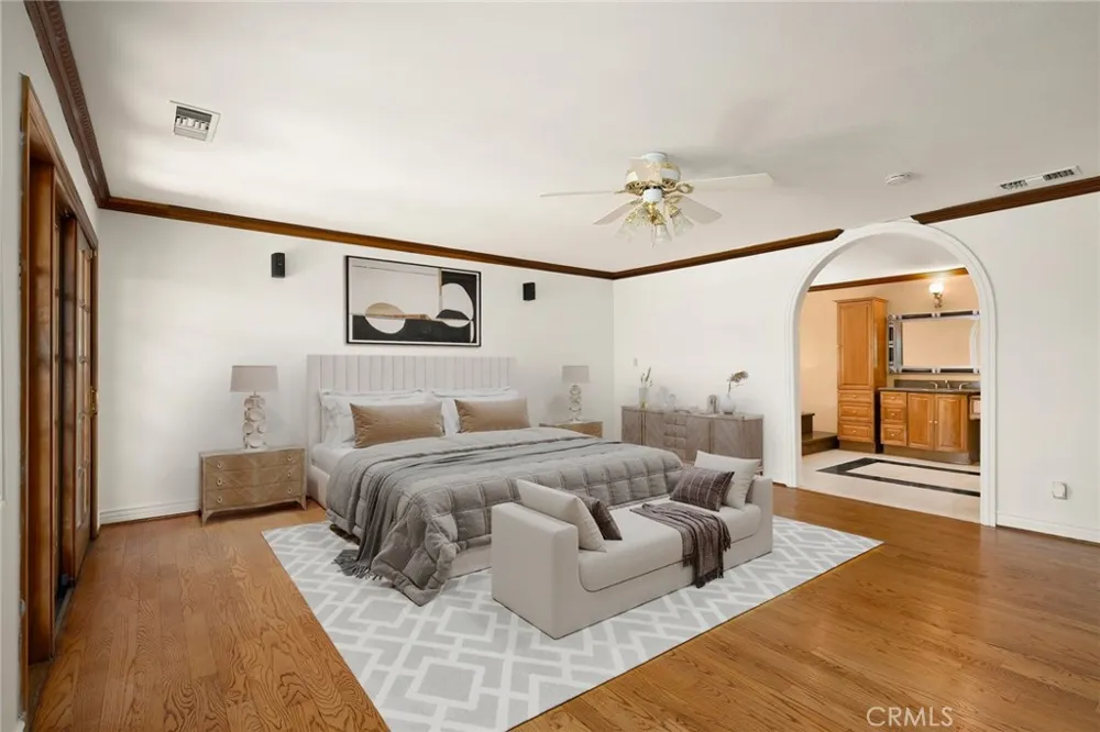 5220 Collier Place Woodland Hills, CA 91356