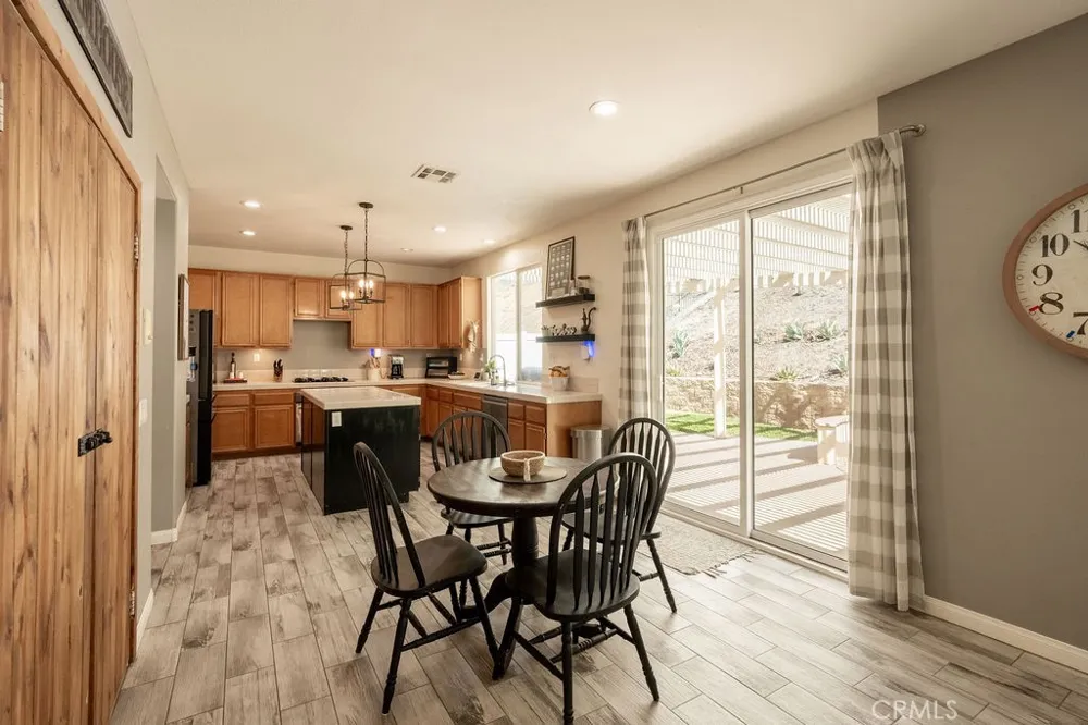 31302 Gatehouse Court Murrieta, CA 92563