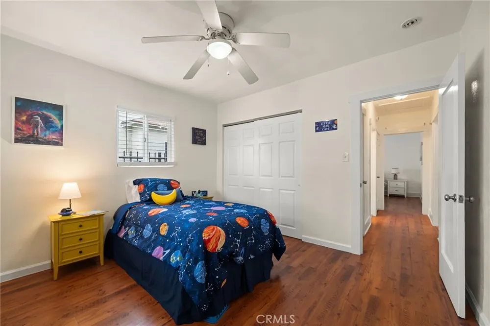 1547 W 65th Los Angeles, CA 90047