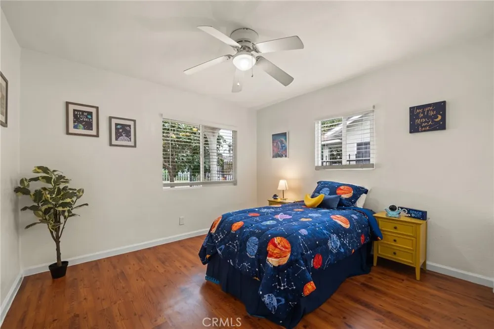 1547 W 65th Los Angeles, CA 90047
