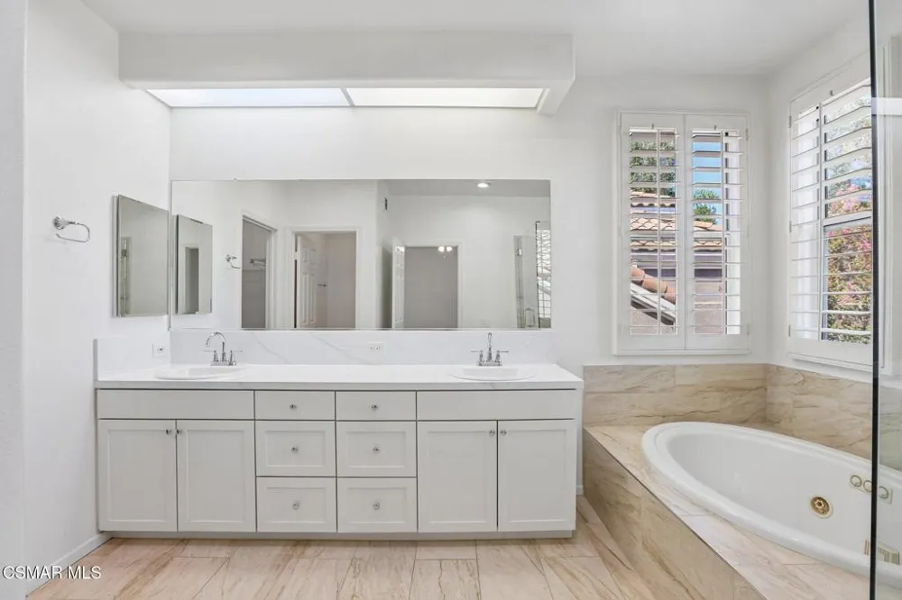 4261 Heatherdale Court Moorpark, CA 93021