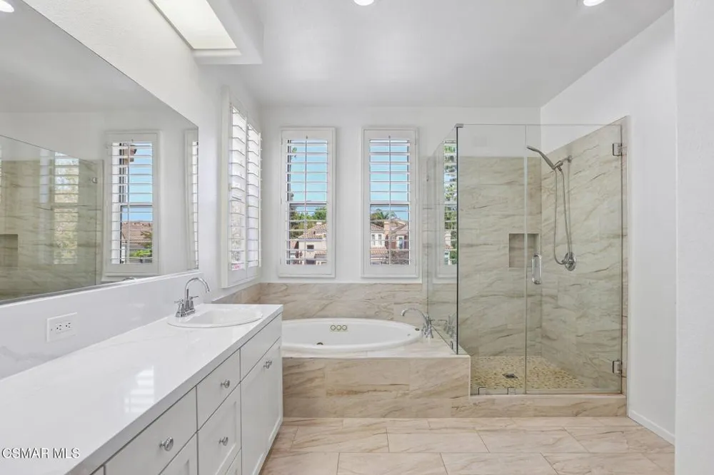 4261 Heatherdale Court Moorpark, CA 93021