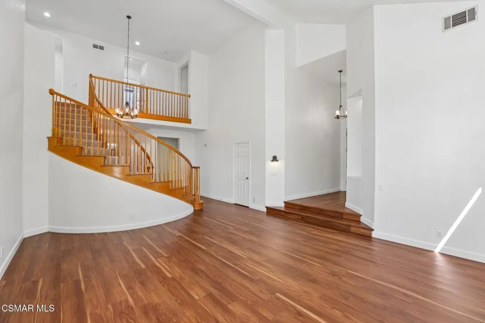 4261 Heatherdale Court Moorpark, CA 93021