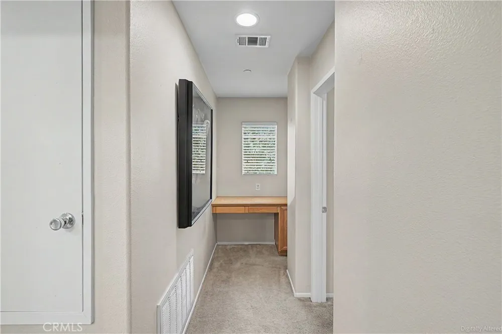 3271 Laval Riverside, CA 92503