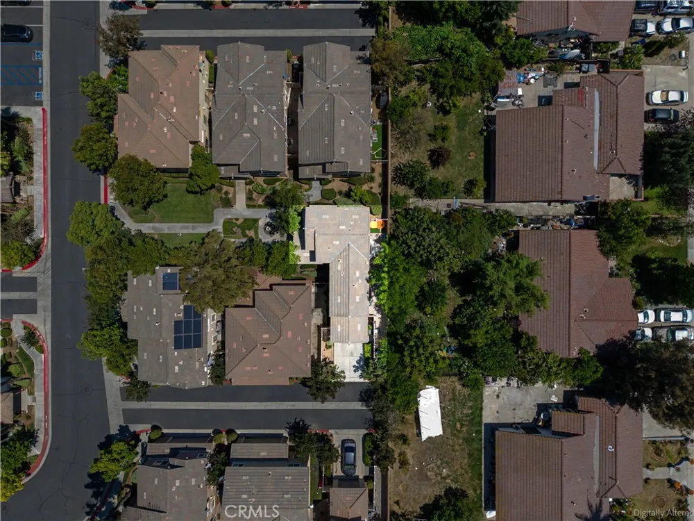 3271 Laval Riverside, CA 92503