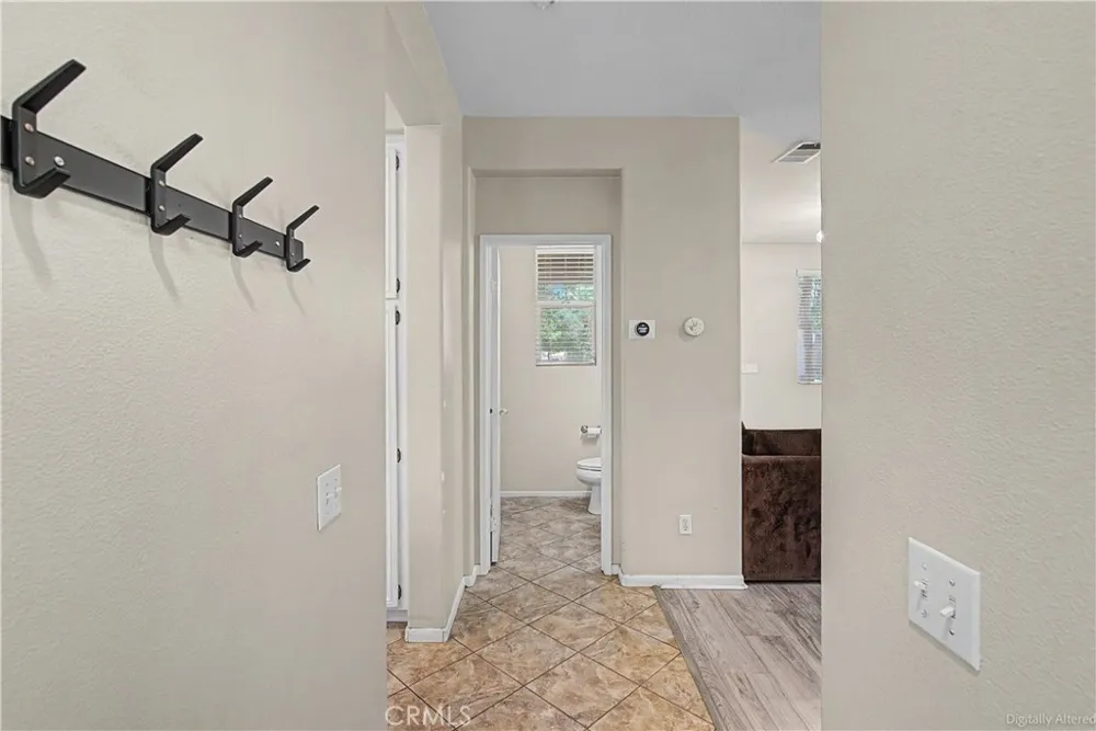 3271 Laval Riverside, CA 92503