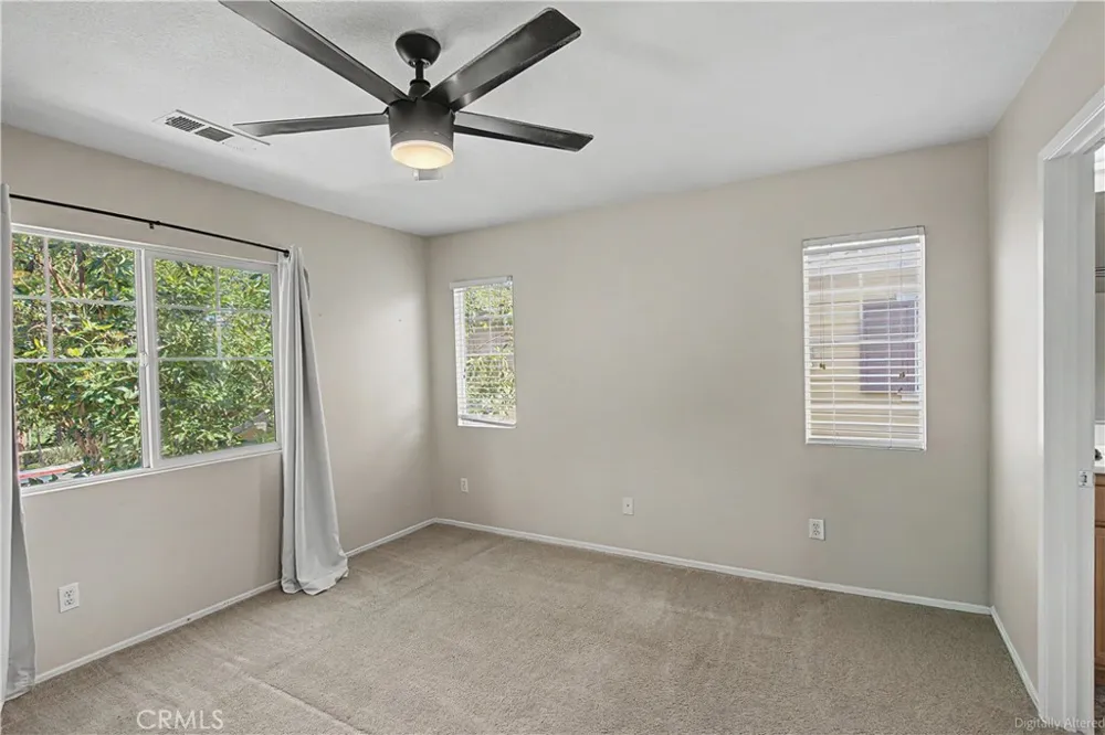 3271 Laval Riverside, CA 92503