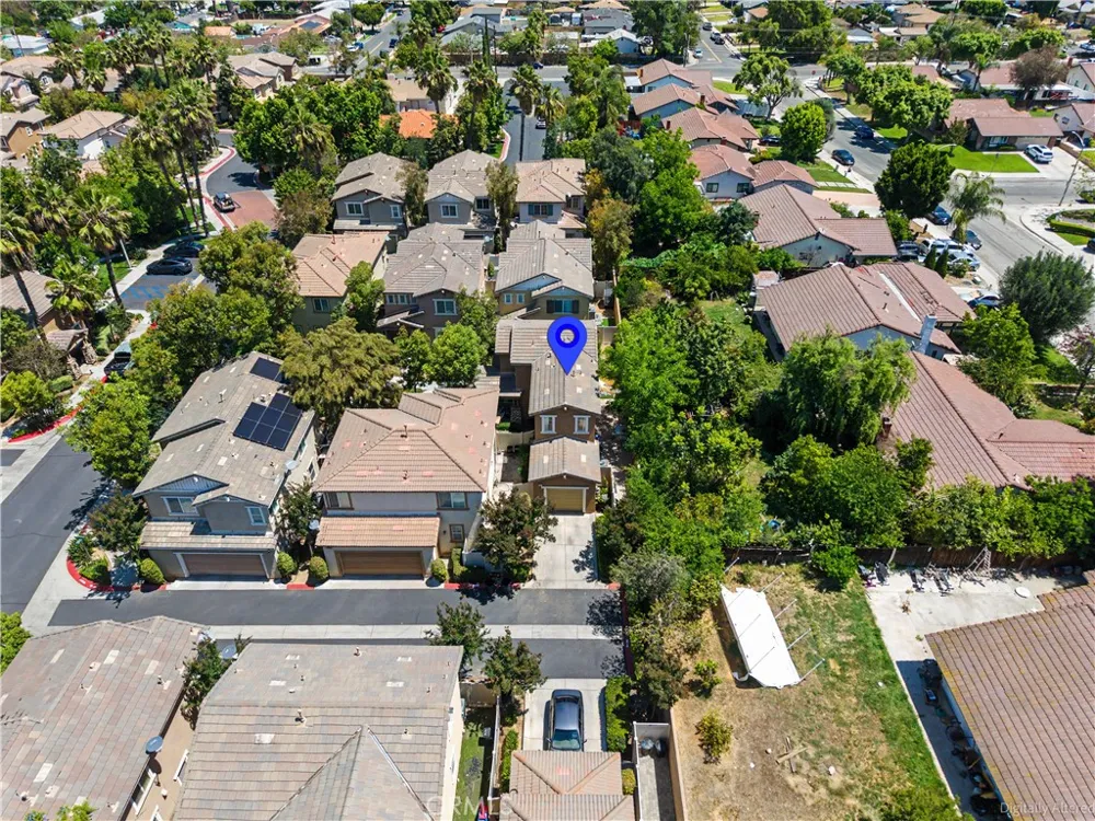 3271 Laval Riverside, CA 92503