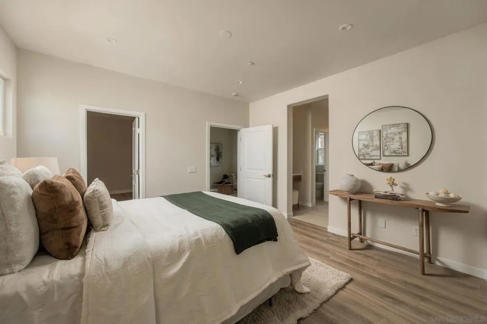 16609 Deer Ridge Rd San Diego, CA 92127