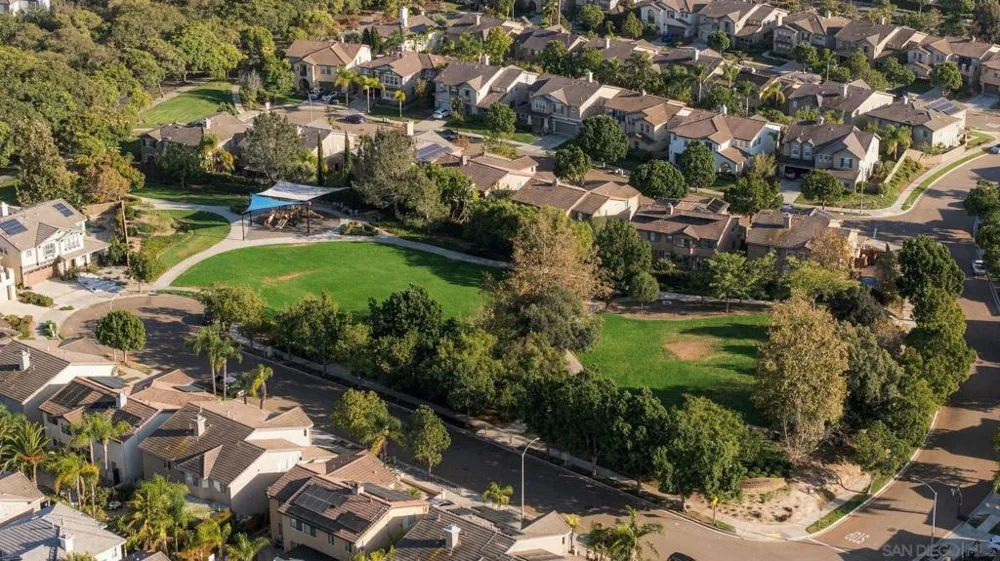 16609 Deer Ridge Rd San Diego, CA 92127