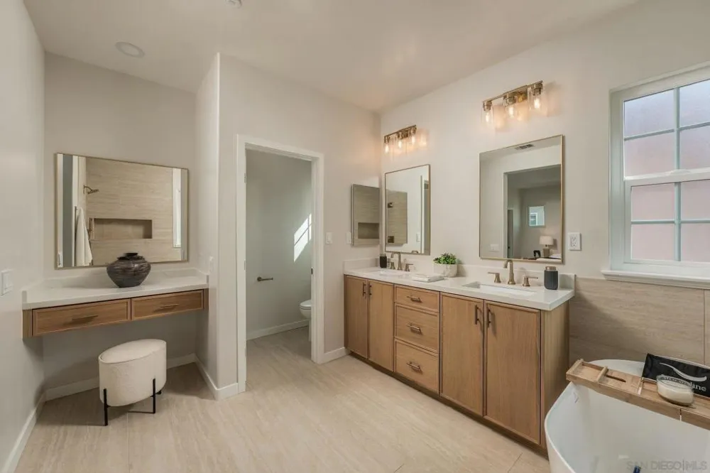 16609 Deer Ridge Rd San Diego, CA 92127
