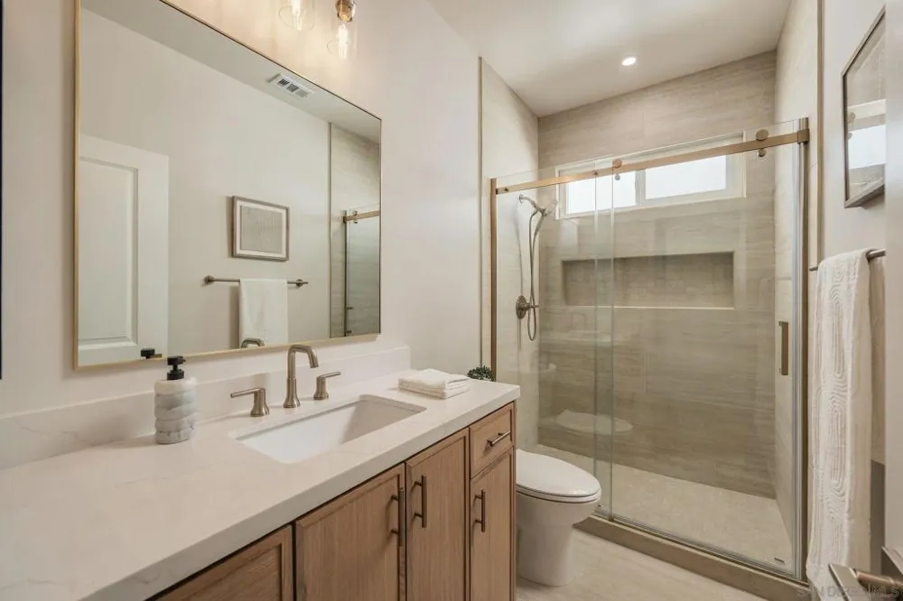 16609 Deer Ridge Rd San Diego, CA 92127