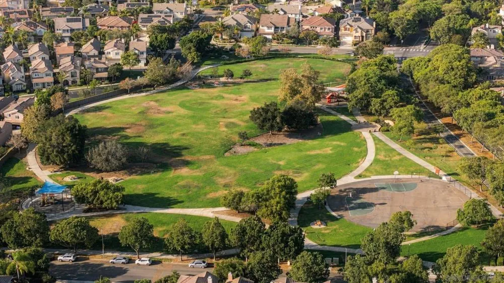 16609 Deer Ridge Rd San Diego, CA 92127
