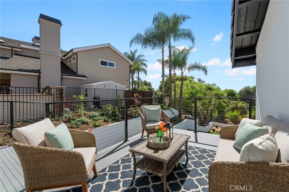 2822 Via Amapola San Clemente, CA 92673