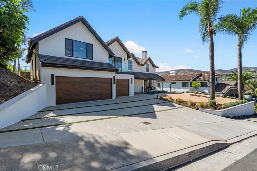 2822 Via Amapola San Clemente, CA 92673