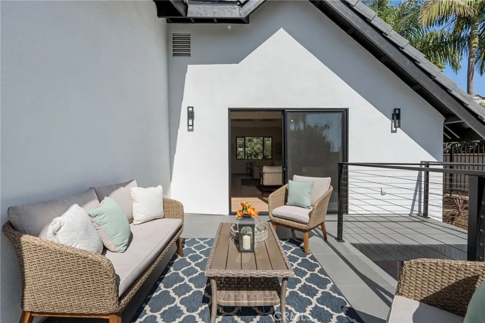 2822 Via Amapola San Clemente, CA 92673
