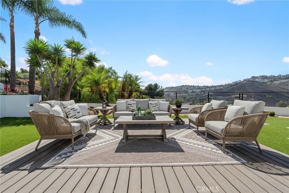 2822 Via Amapola San Clemente, CA 92673