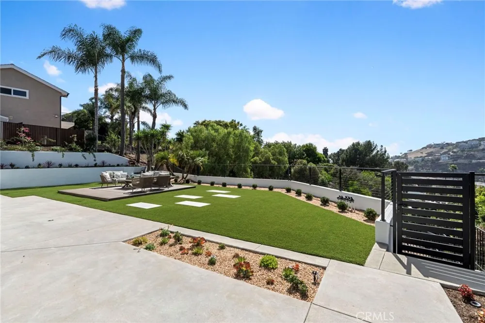 2822 Via Amapola San Clemente, CA 92673