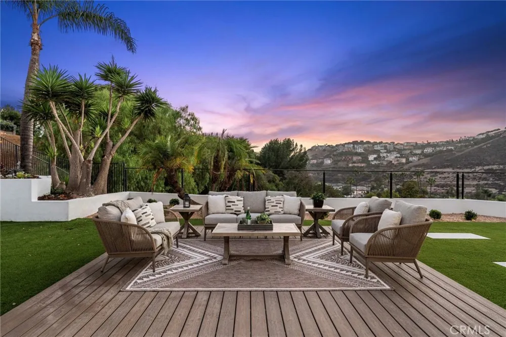 2822 Via Amapola San Clemente, CA 92673