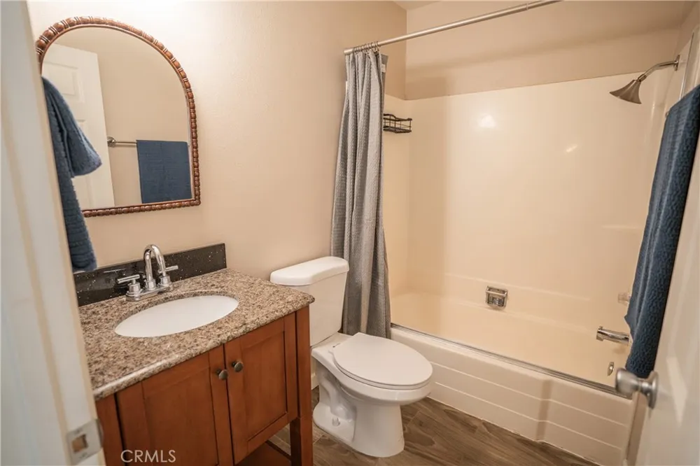 21968 Lakeland Lake Forest, CA 92630
