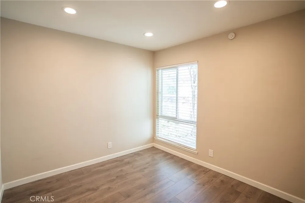 21968 Lakeland Lake Forest, CA 92630