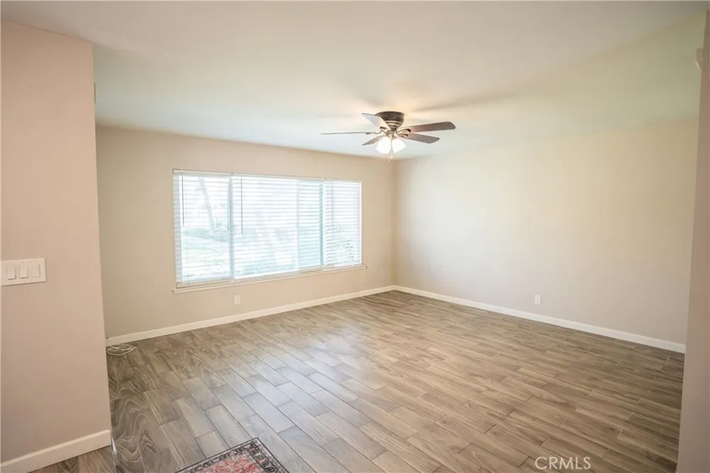 21968 Lakeland Lake Forest, CA 92630